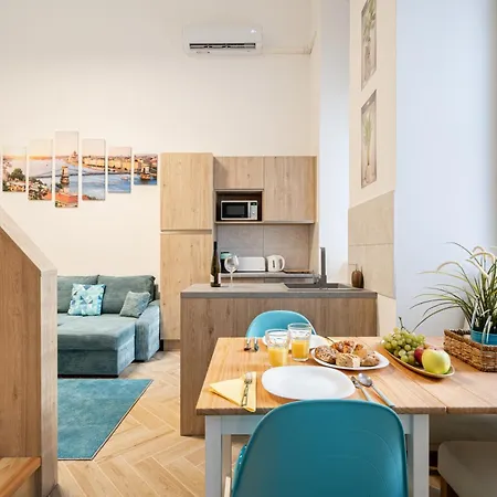 Apartment Market Hall Double Apt *